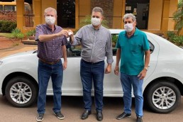 Prefeitura de Iguaraçu recebe veículo por meio de emenda do deputado Cobra Repórter - Portal Governo