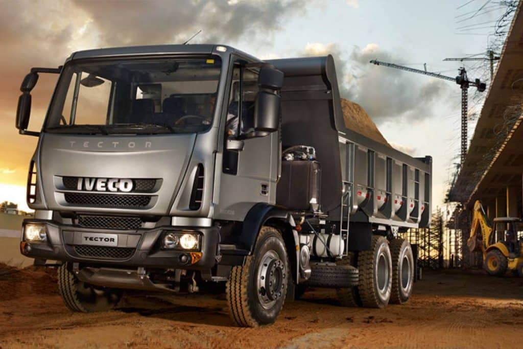 Caminhão - Basculante - Iveco - Tector 260E30 - Portal Governo