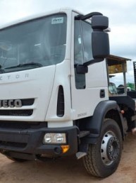 Caminhão - Prancha - Iveco - Tector 31-300 - Portal Governo