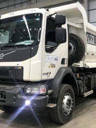 Caminhão Caçamba Basculante - Volvo - VMX360 8x4 - Portal Governo